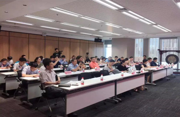 1540458536(1).jpg 1540458536(1).jpg